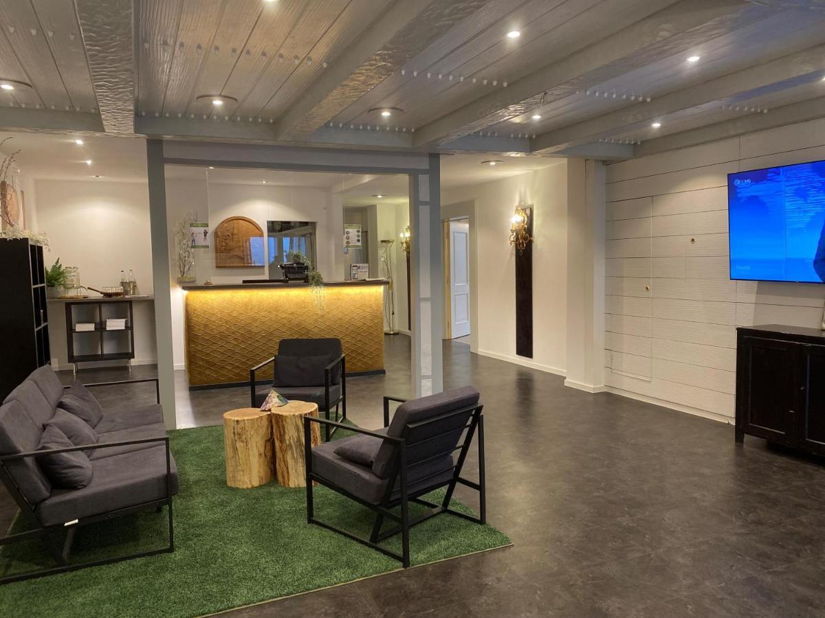 באד אוראך Flair Hotel Vier Jahreszeiten מראה חיצוני תמונה