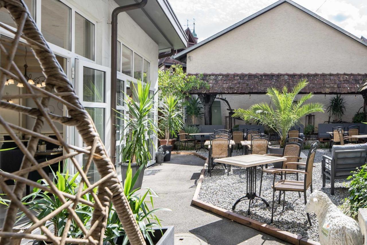 באד אוראך Flair Hotel Vier Jahreszeiten מראה חיצוני תמונה