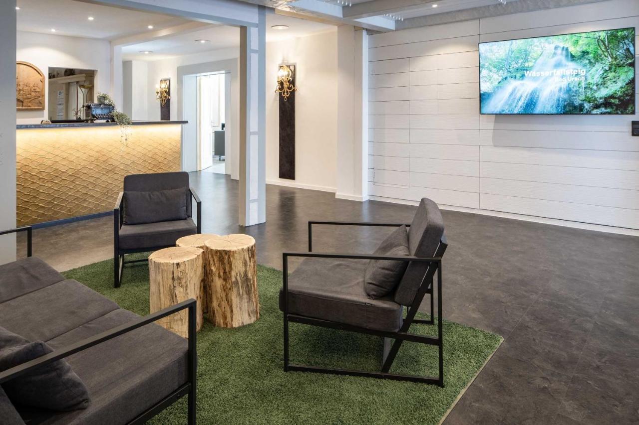 באד אוראך Flair Hotel Vier Jahreszeiten מראה חיצוני תמונה